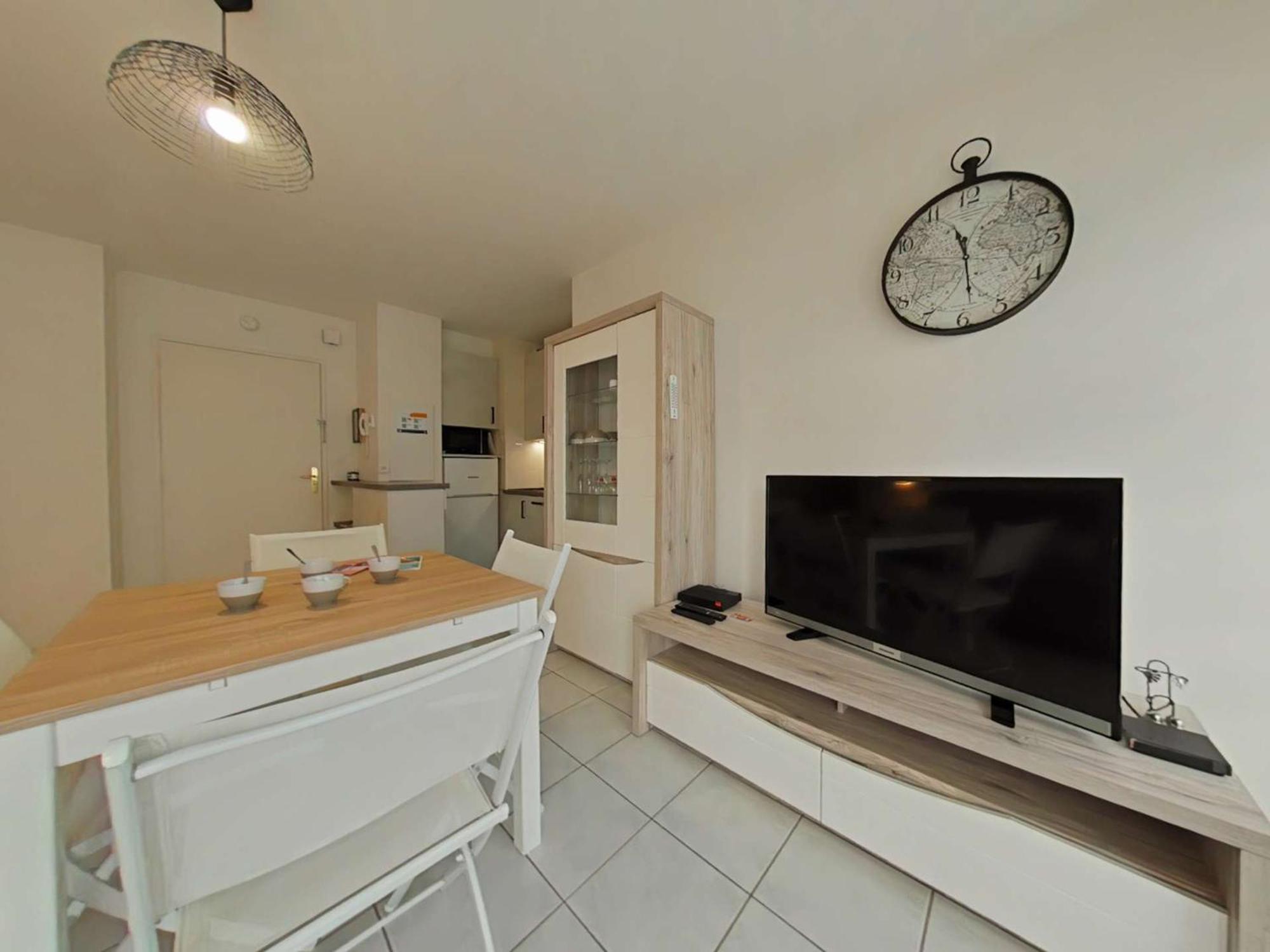 Appartement Saint-Gilles-Croix-de-Vie, 2 pièces, 4 personnes - FR-1-224-783 Extérieur photo